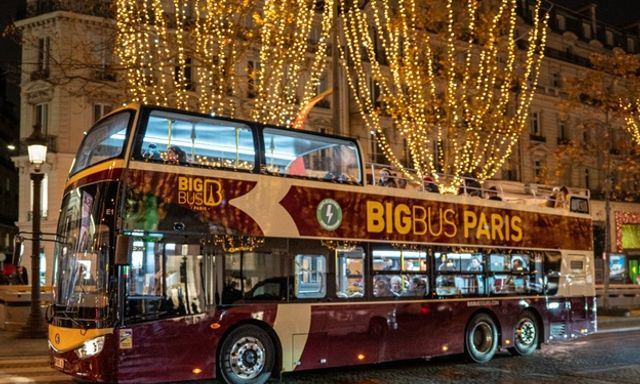 Paris Christmas Lights Tour