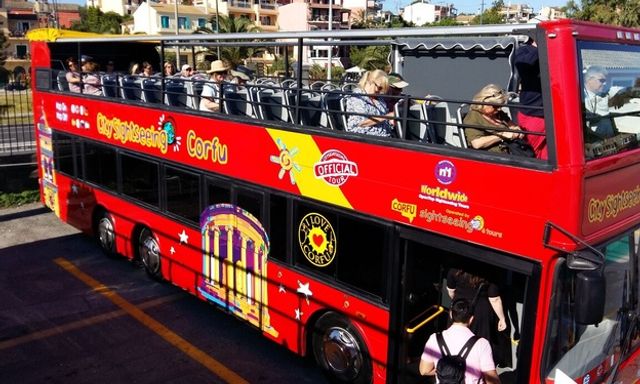Tham quan thành phố Corfu: Tour xe buýt Hop-On, Hop-Off
