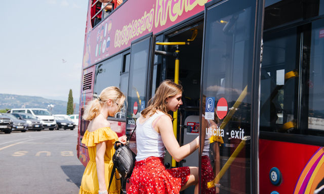 Chuyến đi trong ngày đến Florence từ Rome: Tour Hop-On, Hop-Off với vé tàu