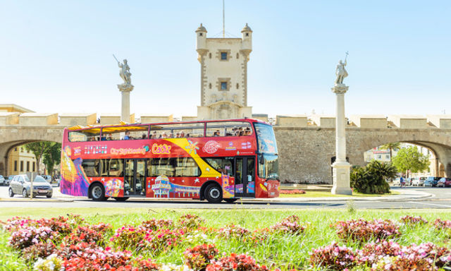 Tham quan thành phố Cadiz: Tour xe buýt Hop-On, Hop-Off