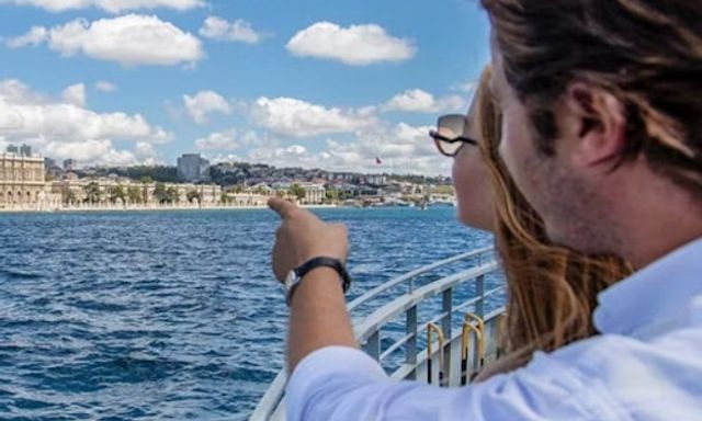 Istanbul Hop-On Hop-Off Bus Tour and Bosphorus Sightseeing Cruise