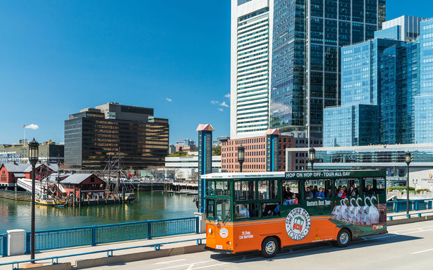 Tour xe điện khu phố cổ Boston + Tour đi bộ đường mòn Freedom Trail