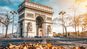 Iconic Arc de Triomphe: Parisian grandeur and historical significance embodied in a majestic and timeless monument.