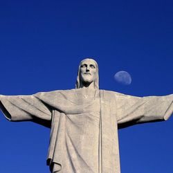 ChristTheReedemerStatue