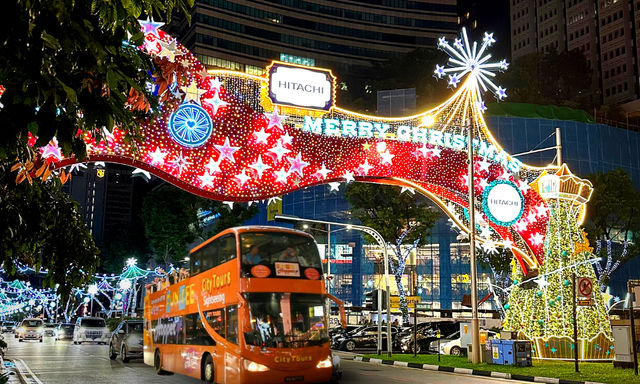 FunVee™ Christmas Light Up Tour