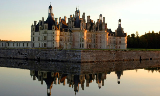 Loire Valley Castles Full-Day Guided Tour- from Paris