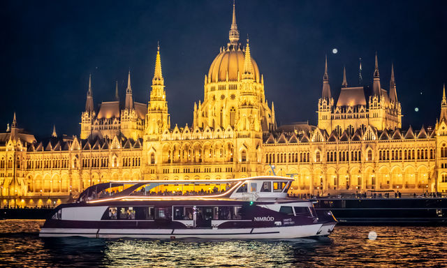 Budapest Sightseeing Cruise