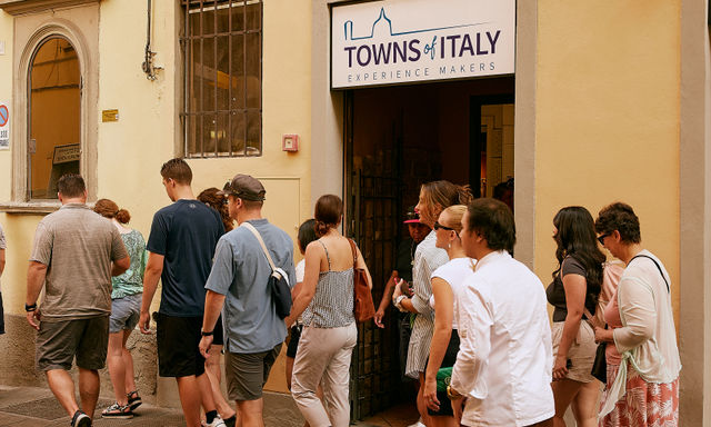 Cook Like an Italian: Culinary tour and cooking class in Florence