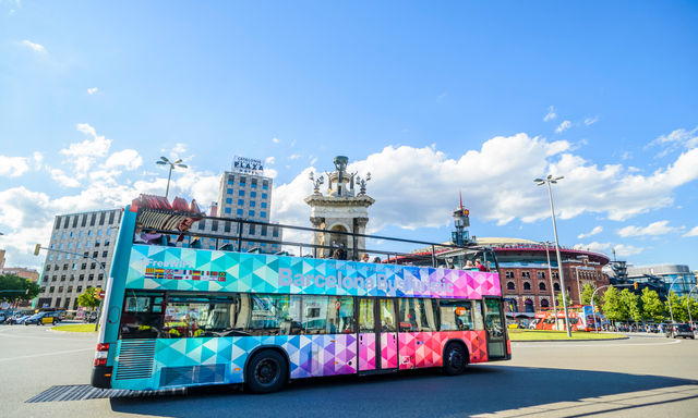 Barcelona Bus Turistic: Hop-On, Hop-Off Tour