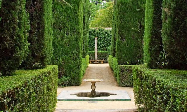 Seville Alcazar & Cathedral Tour