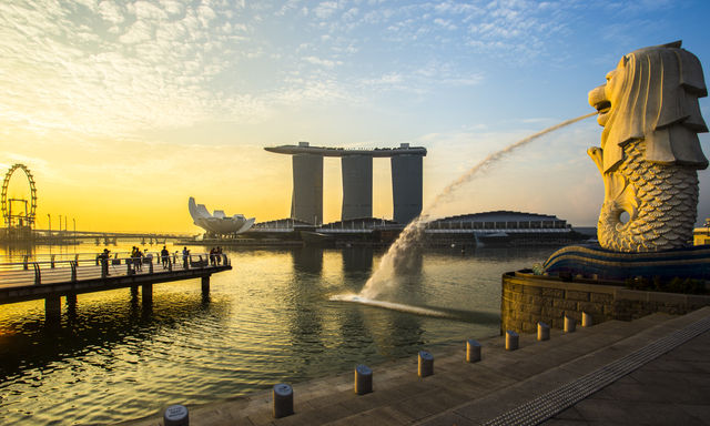 Singapore in a Nutshell: Chinatown, National Orchid Garden, Thian Hock Keng Temple and more!